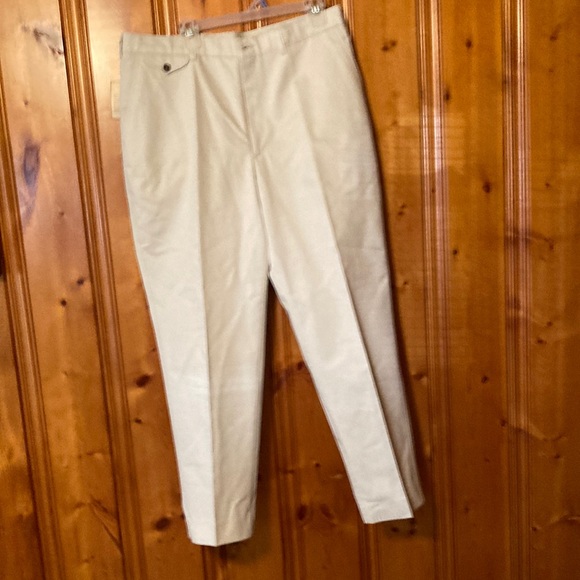 Size 36/30Men’s Savane pants zipper and button New with tags Scotchguard - Picture 2 of 6